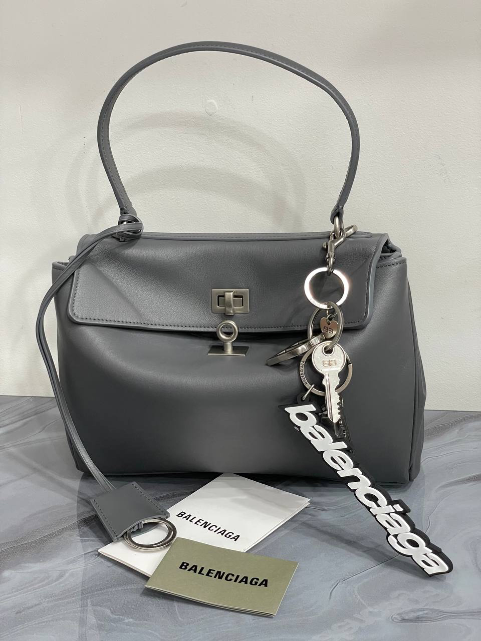 СУМКА BALENCIAGA детальное фото