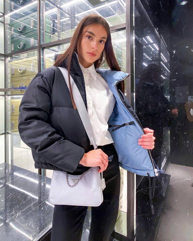 ПУХОВИК PRADA детальное фото
