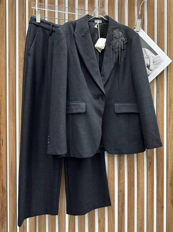 КОСТЮМ BRUNELLO CUCINELLI фото