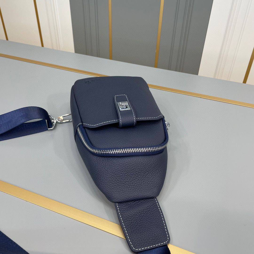 МУЖСКАЯ СУМКА СЛИНГ HERMES детальное фото