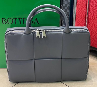 МУЖСКОЙ ПОРТФЕЛЬ BOTTEGA VENETA фото