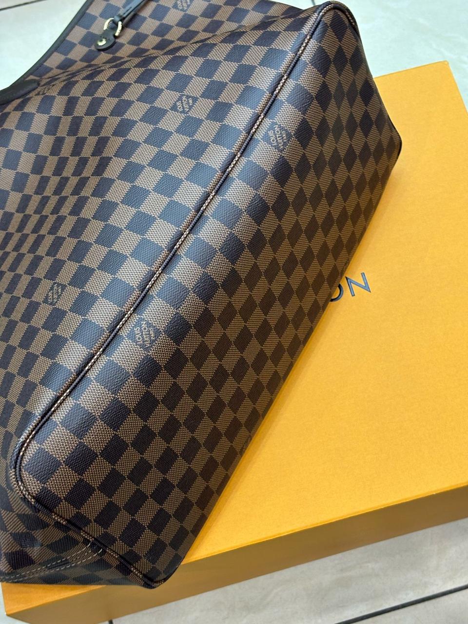 Сумка Louis Vuitton Neverfull GM детальное фото