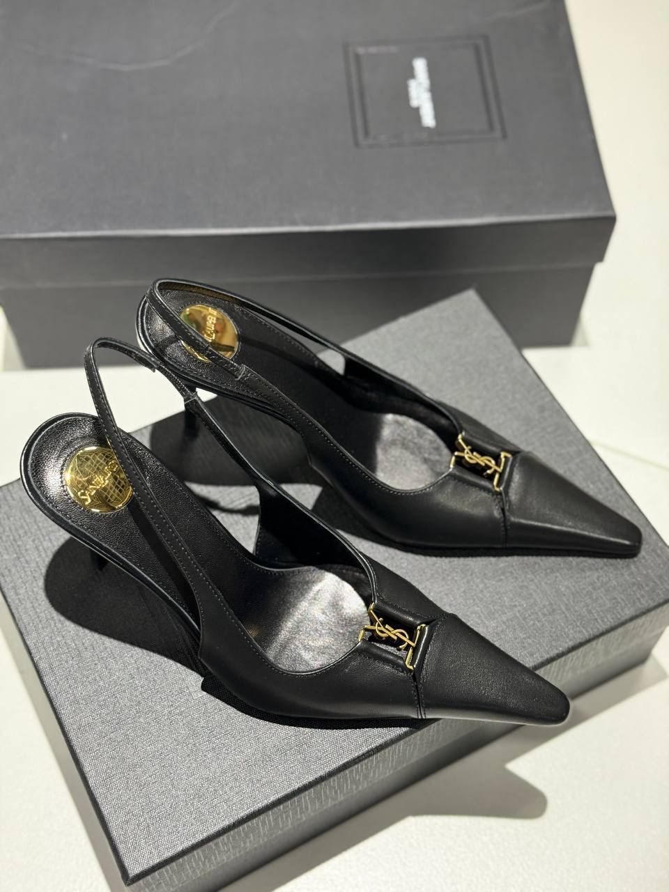 ТУФЛИ SAINT LAURENT детальное фото