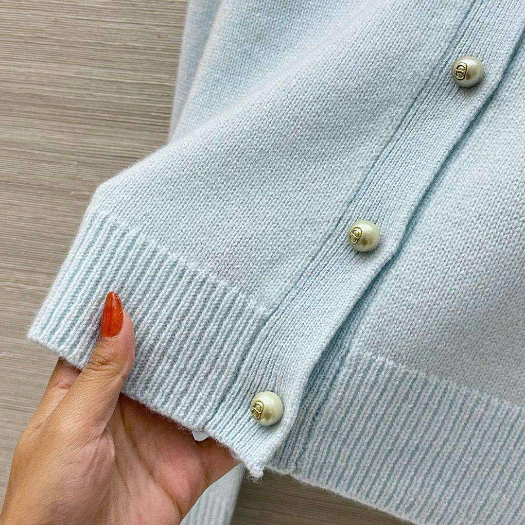 КАРДИГАН CHRISTIAN DIOR детальное фото