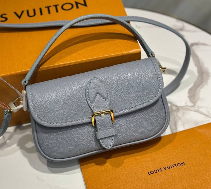 СУМКА LOUIS VUITTON фото