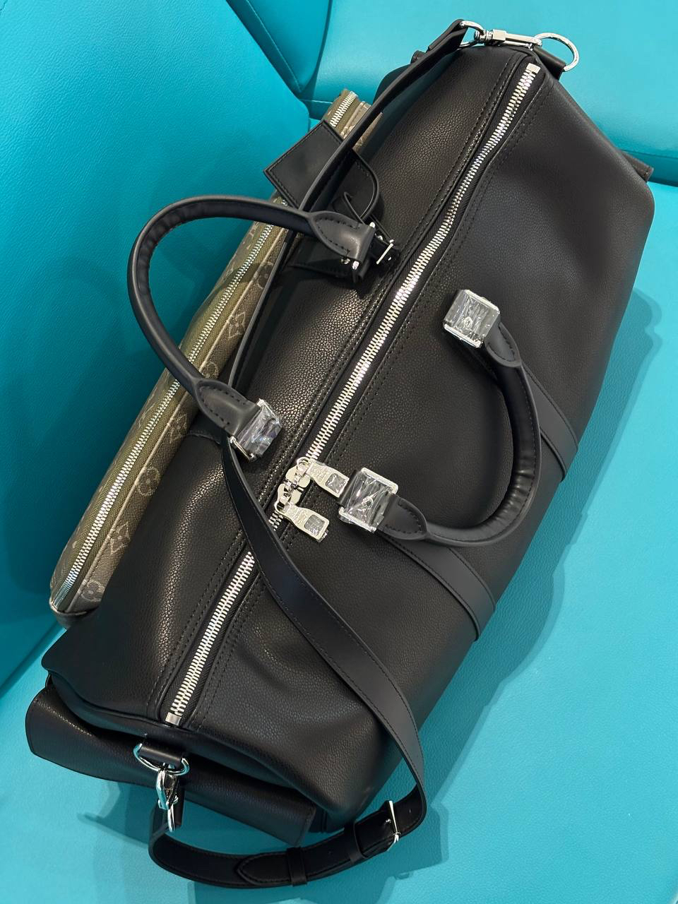 ДОРОЖНАЯ СУМКА LOUIS VUITTON детальное фото