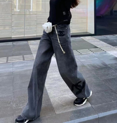 ДЖИНСЫ CHANEL фото