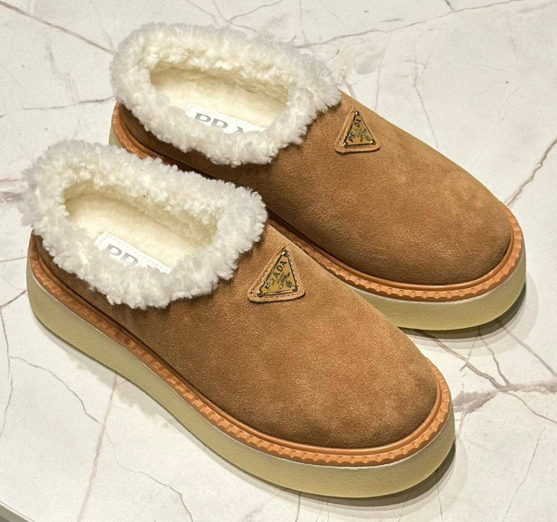 ЛОФЕРЫ PRADA фото