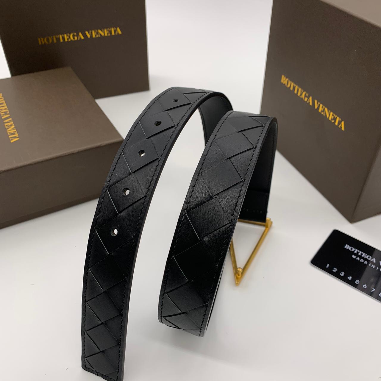 ЖЕНСКИЙ РЕМЕНЬ BOTTEGA VENETA детальное фото