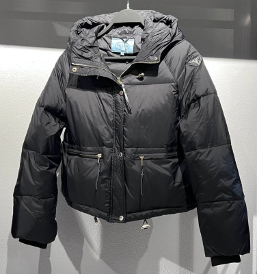 ПУХОВИК PRADA фото