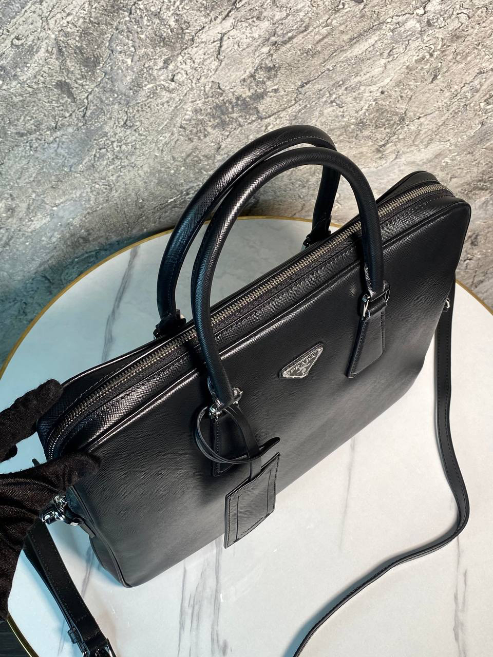 МУЖСКОЙ ПОРТФЕЛЬ PRADA детальное фото