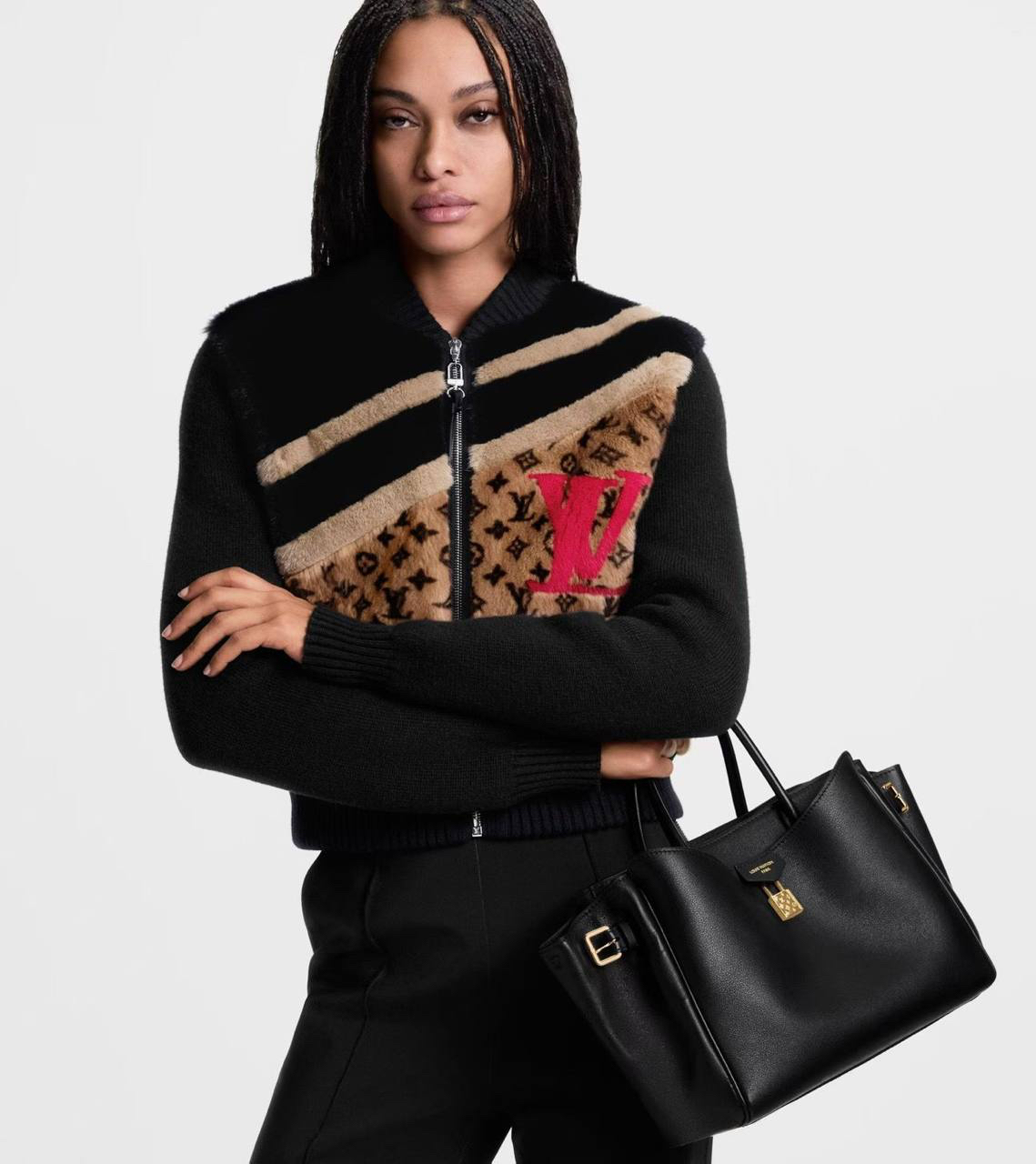 СУМКА LOUIS VUITTON детальное фото