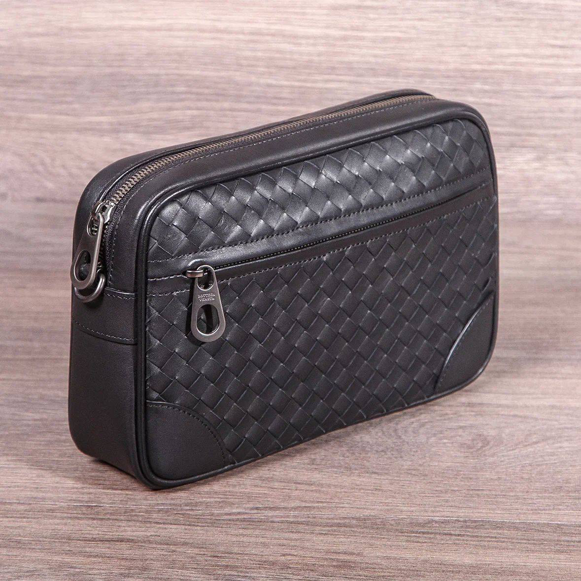 Сумка-клатч BOTTEGA VENETA детальное фото
