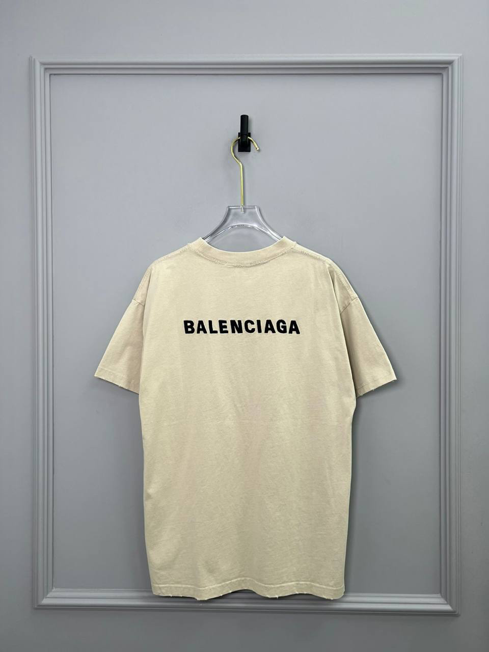 ФУТБОЛКА BALENCIAGA детальное фото