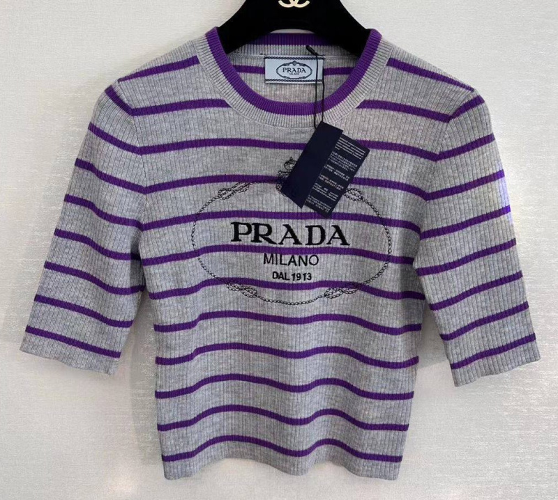 КОФТА PRADA фото