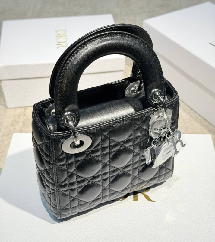 СУМКА CHRISTIAN DIOR LADY фото