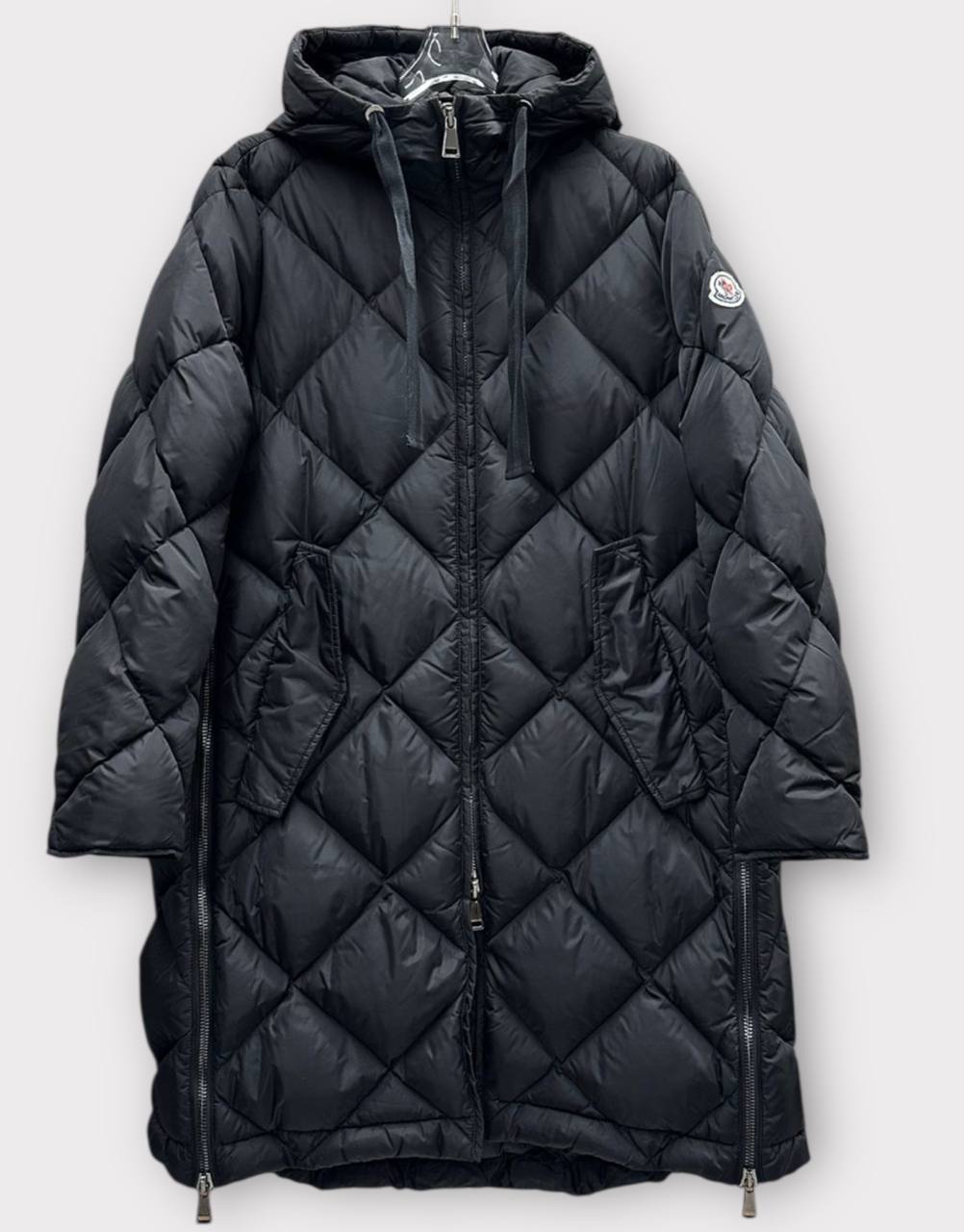 ПУХОВИК MONCLER детальное фото