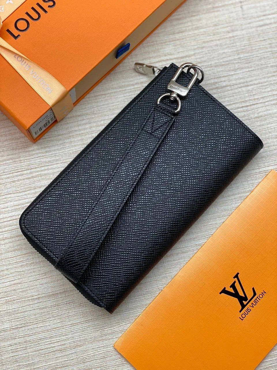 МУЖСКОЙ КОШЕЛЕК LOUIS VUITTON детальное фото
