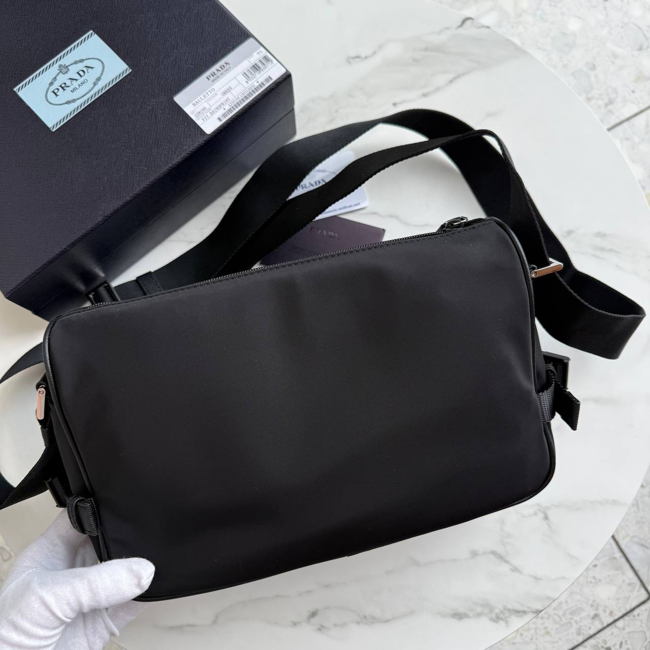 МУЖСКАЯ СУМКА МЕССЕНДЖЕР PRADA детальное фото