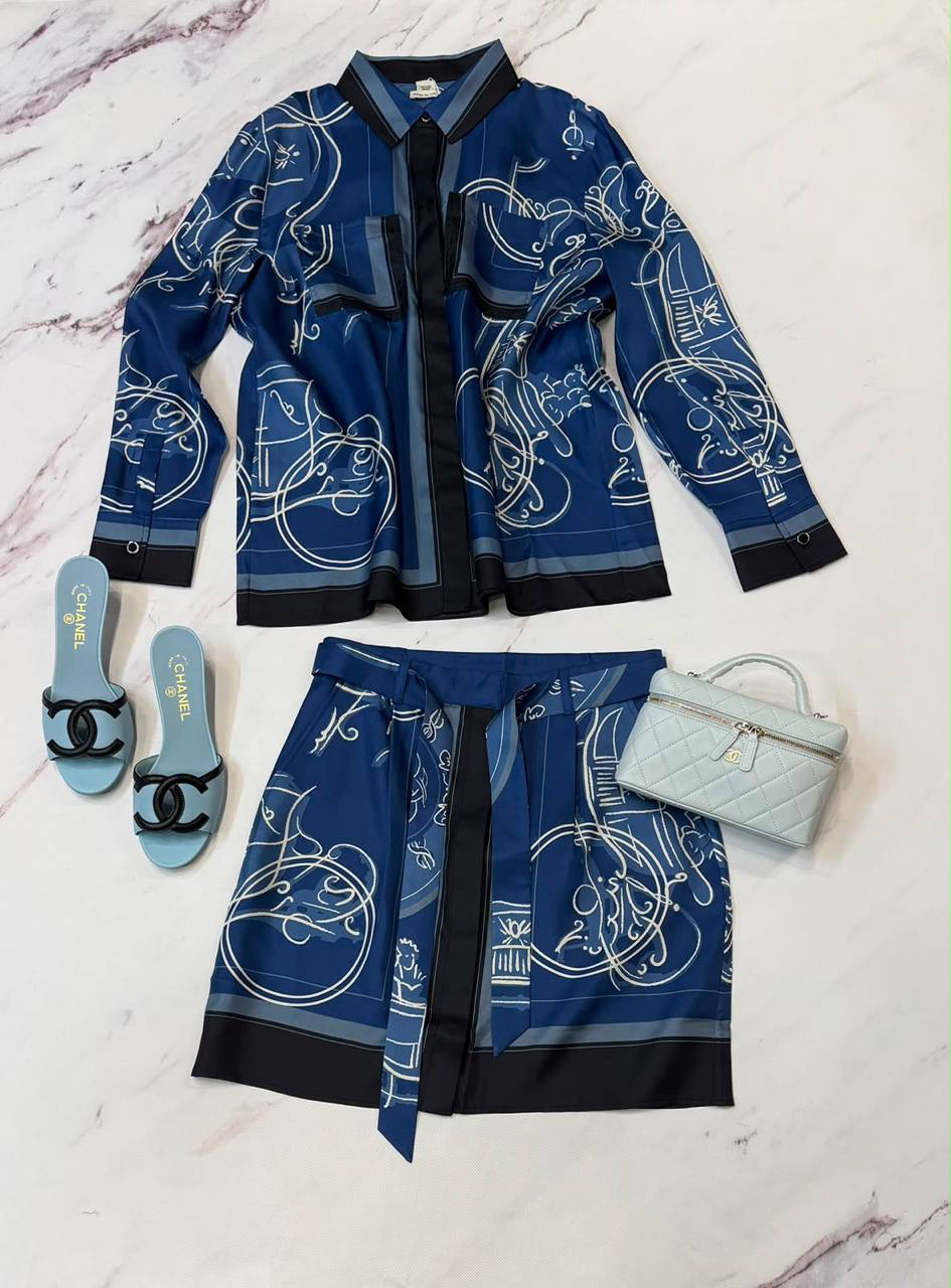 КОСТЮМ HERMES детальное фото
