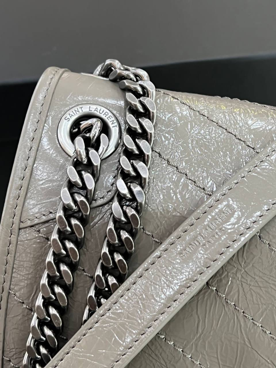 СУМКА SAINT LAURENT NIKI MEDIUM детальное фото