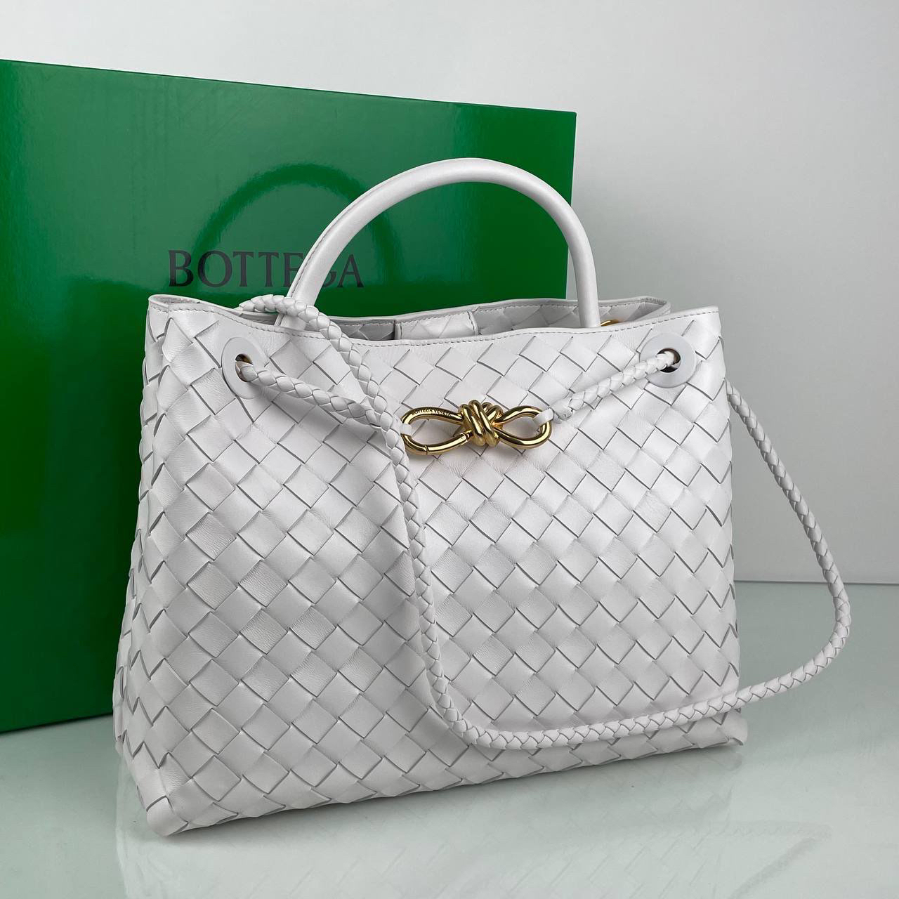 СУМКА BOTTEGA VENETA детальное фото