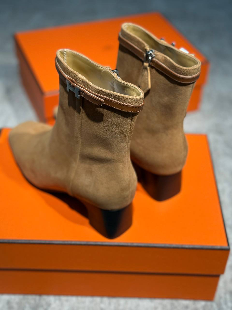 БОТИЛЬОНЫ HERMES детальное фото