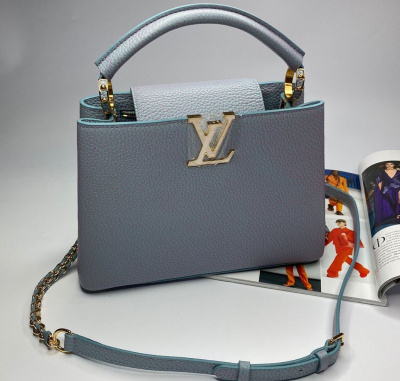 СУМКА LOUIS VUITTON CAPUCINES фото