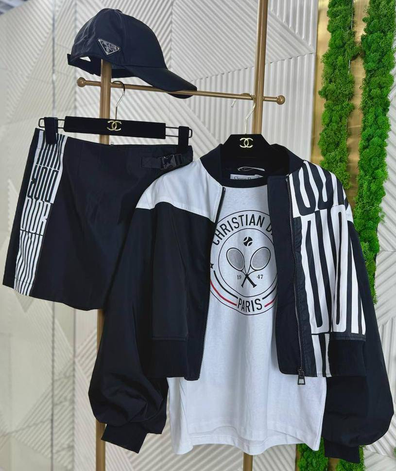 БОМБЕР CHRISTIAN DIOR детальное фото