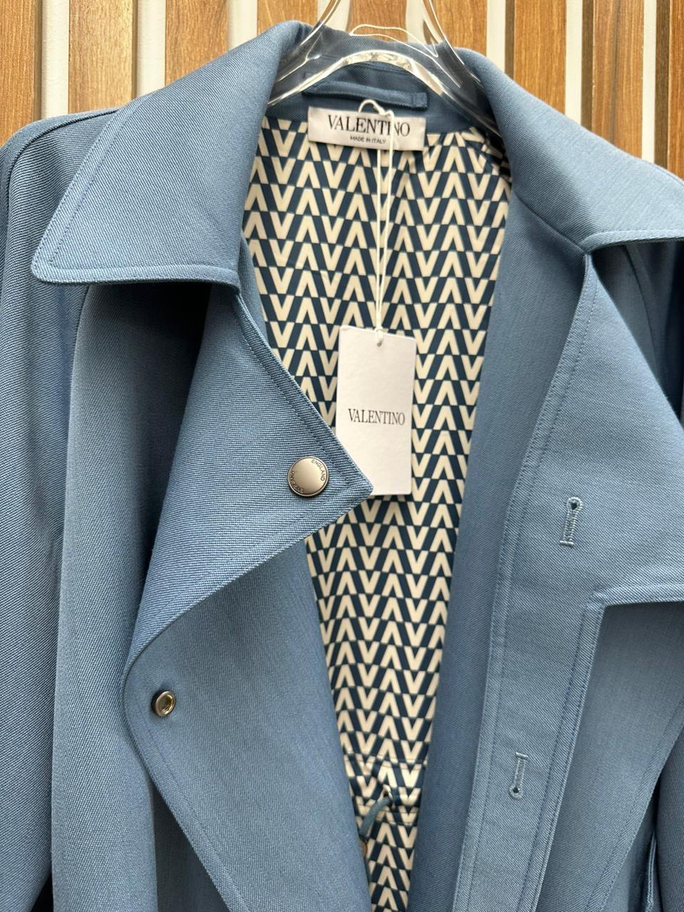 ПЛАЩ VALENTINO детальное фото