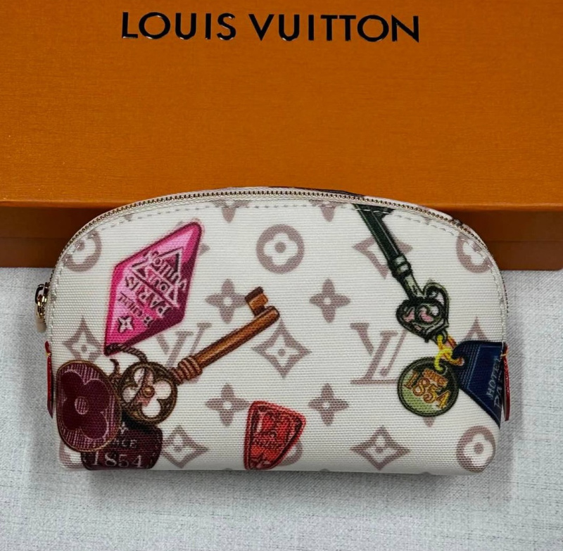 КОСМЕТИЧКА LOUIS VUITTON фото