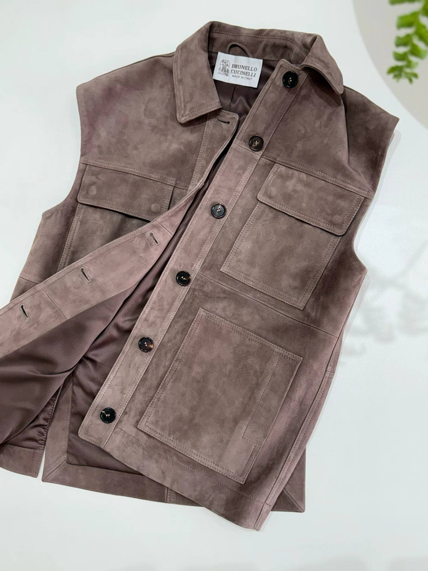 ЖИЛЕТ BRUNELLO CUCINELLI детальное фото