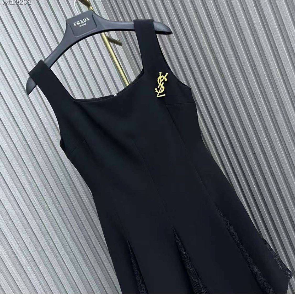 ПЛАТЬЕ SAINT LAURENT детальное фото