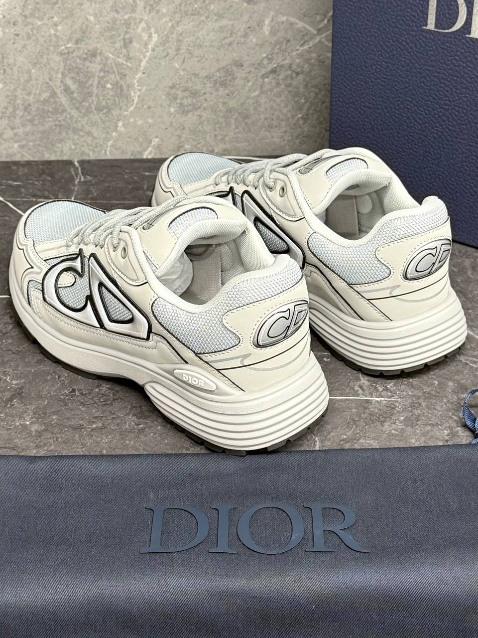 МУЖСКИЕ КРОССОВКИ CHRISTIAN DIOR детальное фото
