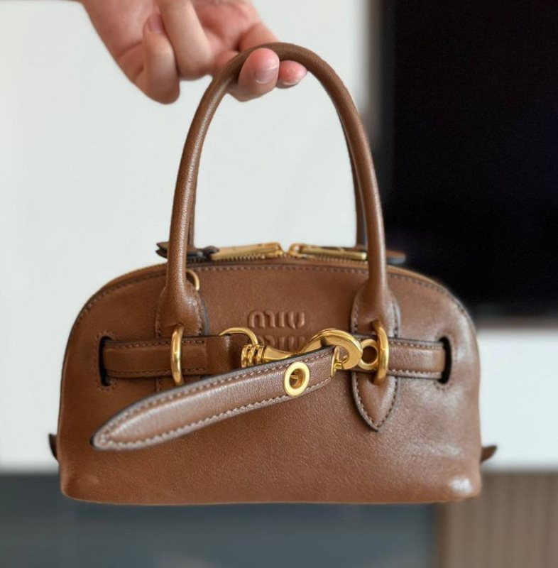 СУМКА MIU MIU фото