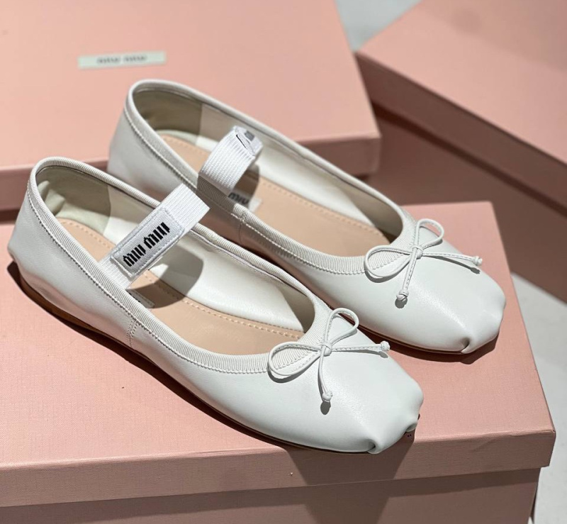 БАЛЕТКИ MIU MIU фото