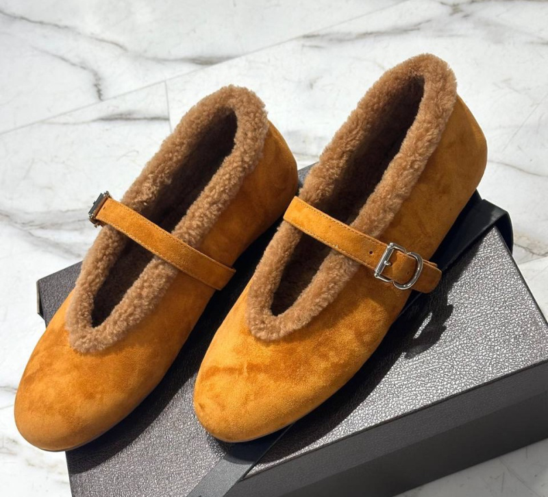 БАЛЕТКИ ALAIA фото