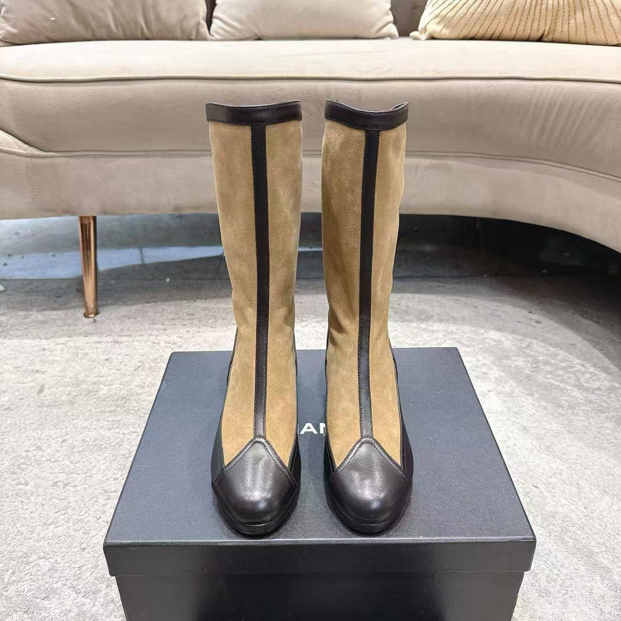 САПОГИ CHANEL детальное фото