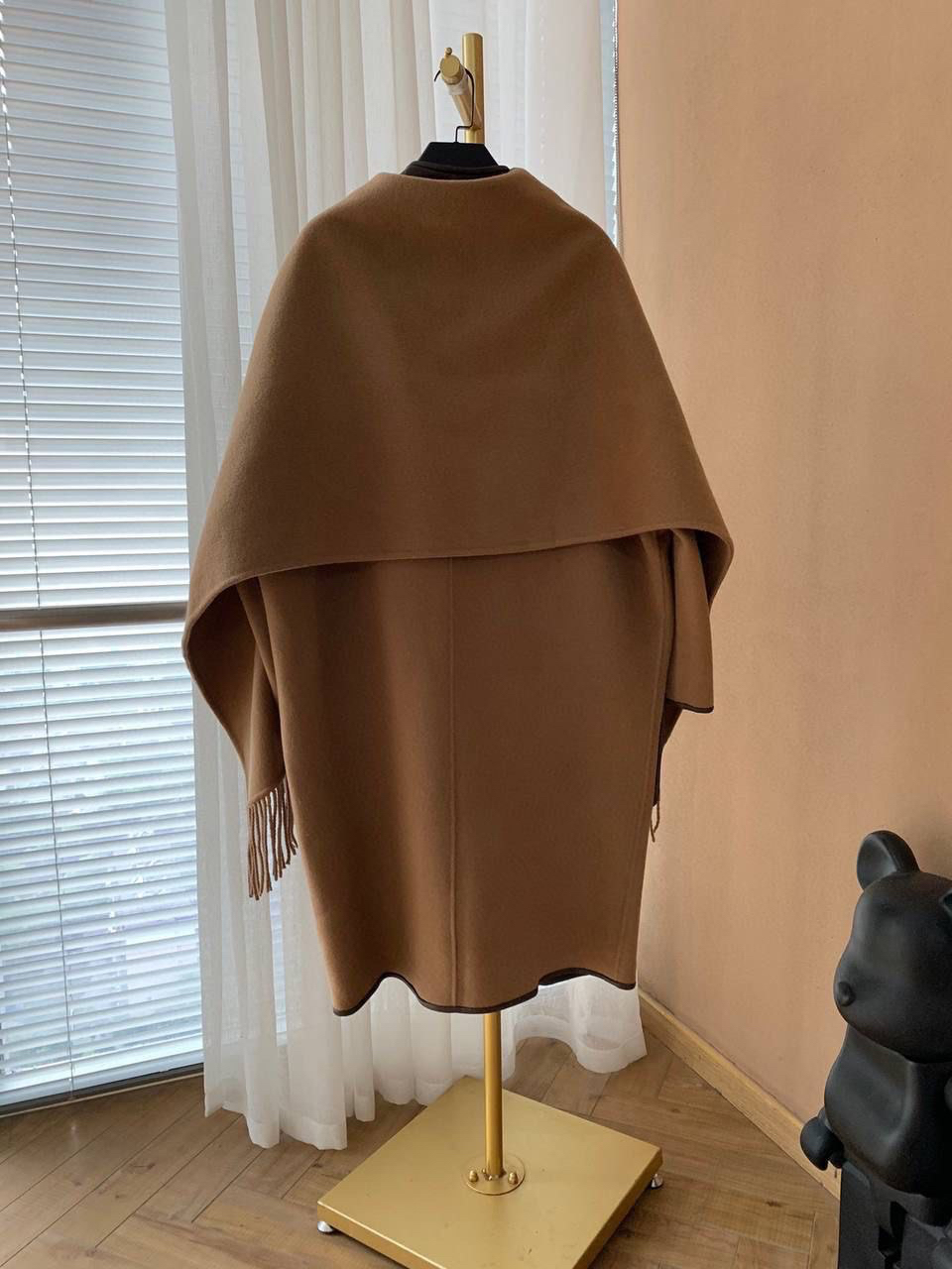 ПАЛЬТО HERMES детальное фото