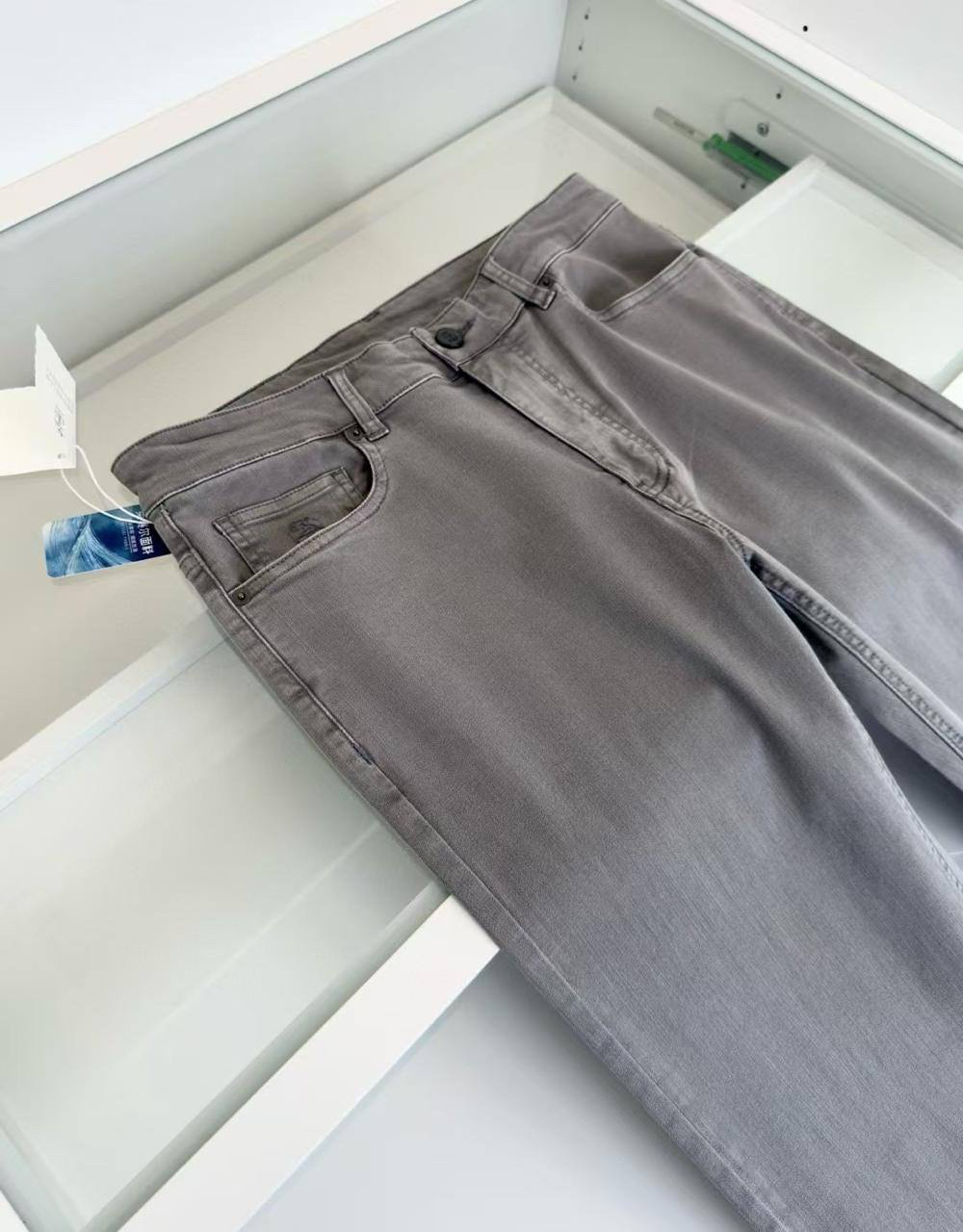 МУЖСКИЕ ДЖИНСЫ BRUNELLO CUCINELLI детальное фото