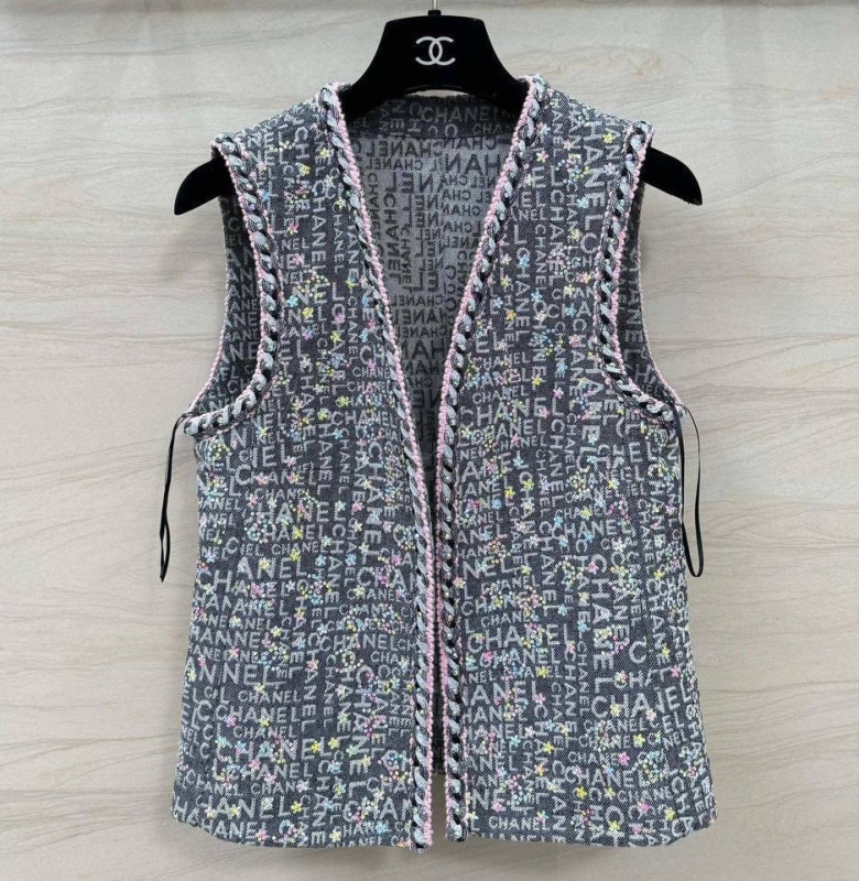 ЖИЛЕТ CHANEL фото