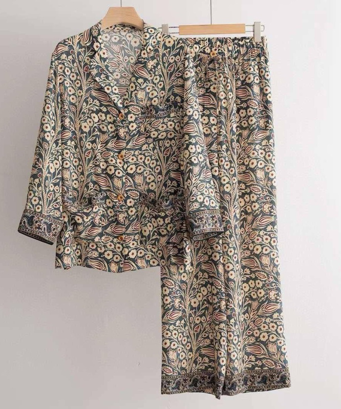 КОСТЮМ фото