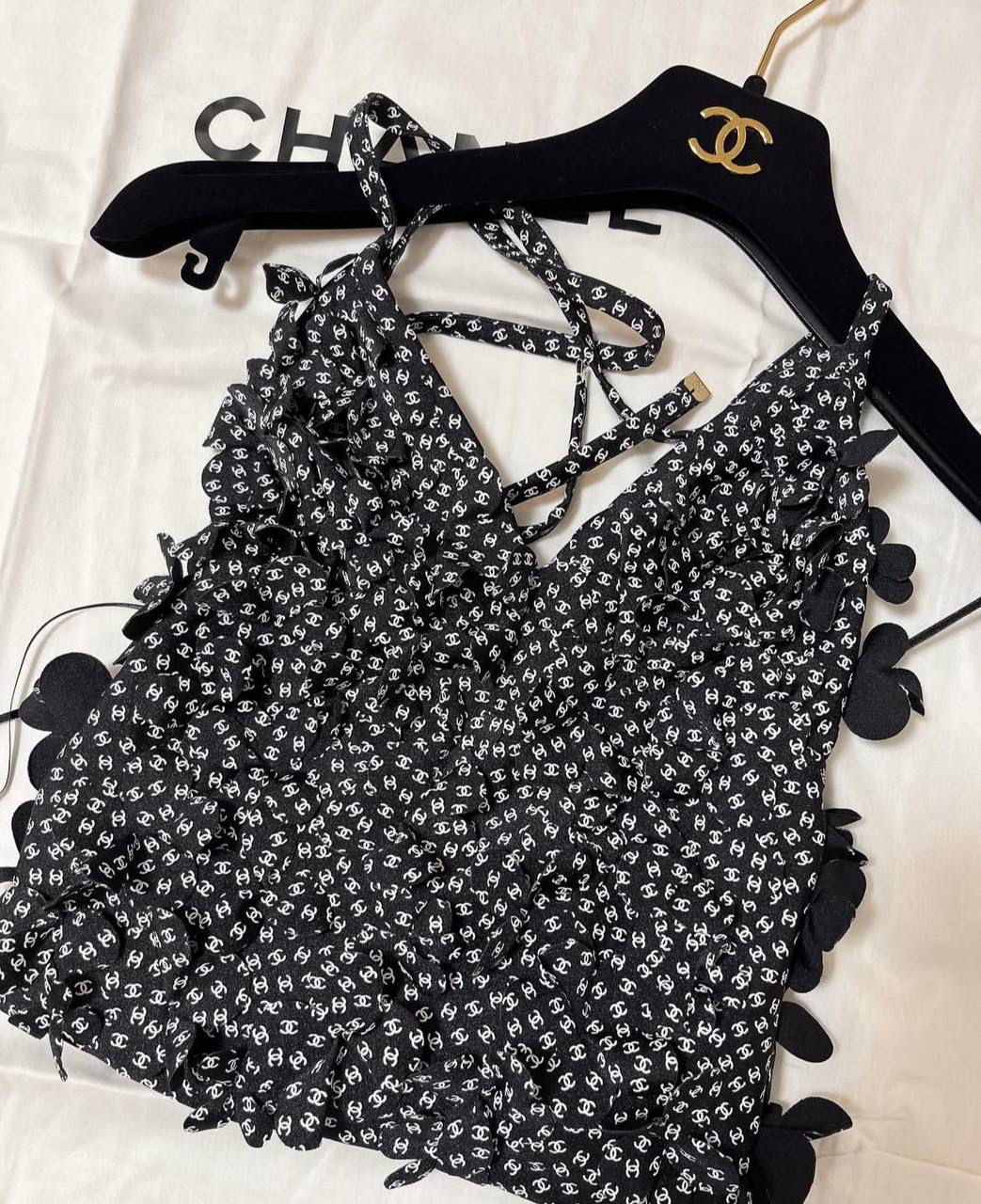 КОСТЮМ CHANEL детальное фото