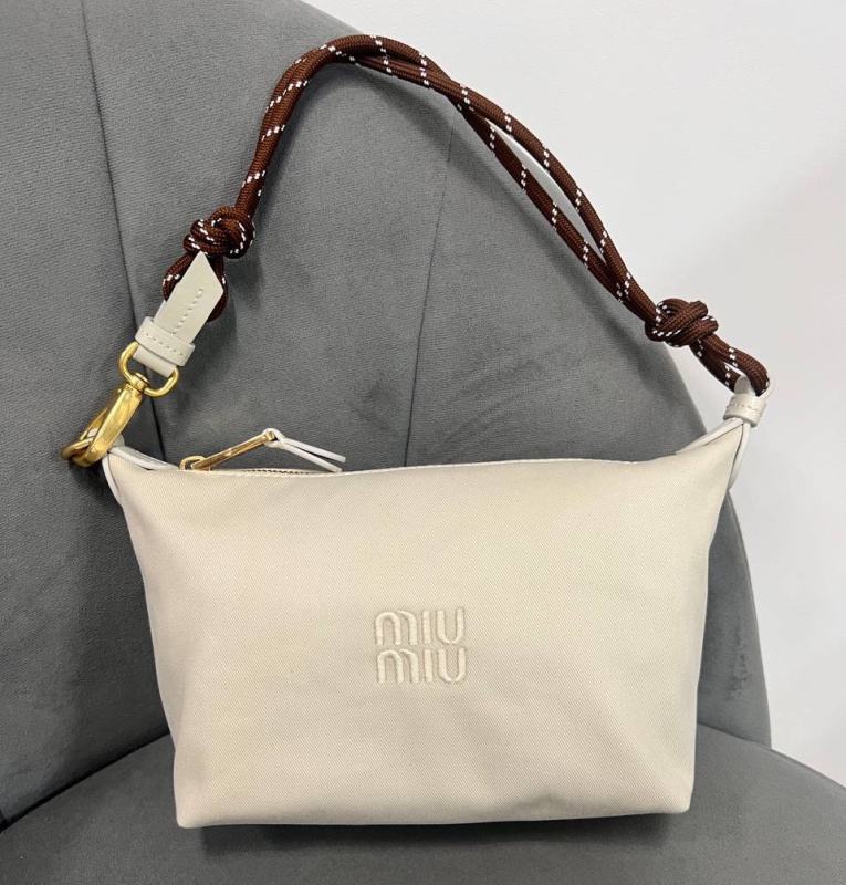 СУМКА MIU MIU фото