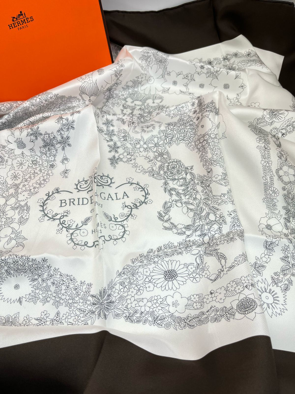ПЛАТОК HERMES фото