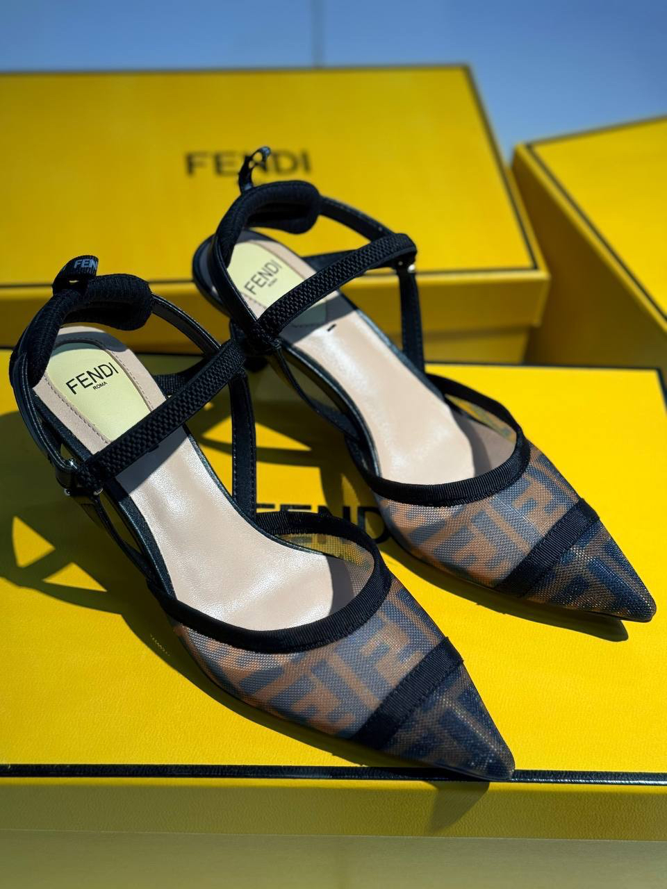 ТУФЛИ FENDI детальное фото