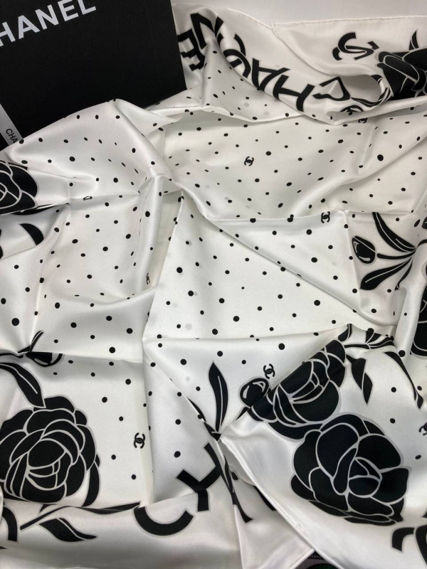 ПЛАТОК CHANEL фото