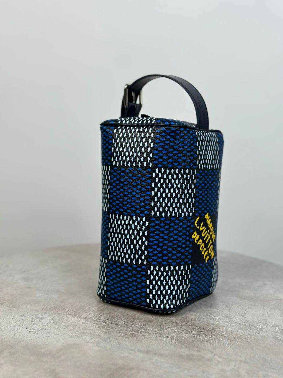 МУЖСКОЙ НЕСЕССЕР КОСМЕТИЧКА LOUIS VUITTON детальное фото