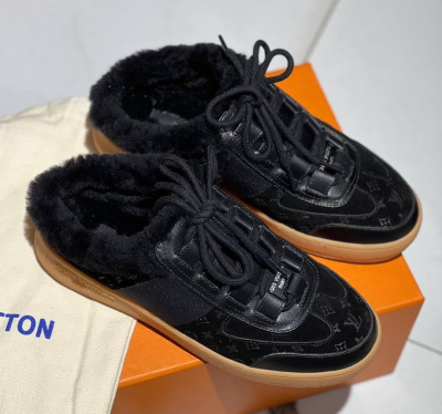 СНИКЕРЫ LOUIS VUITTON фото