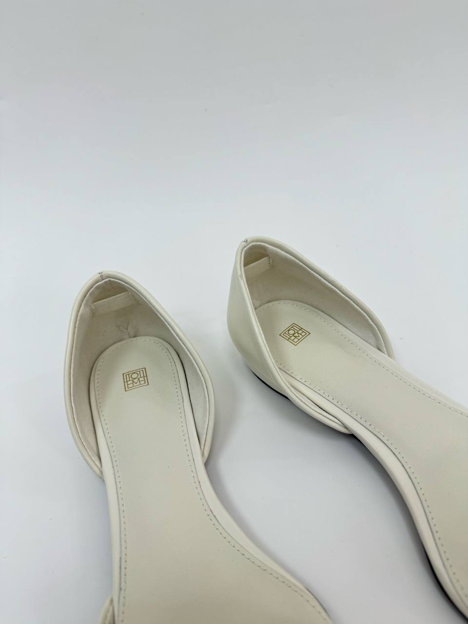 БАЛЕТКИ TOTEME детальное фото